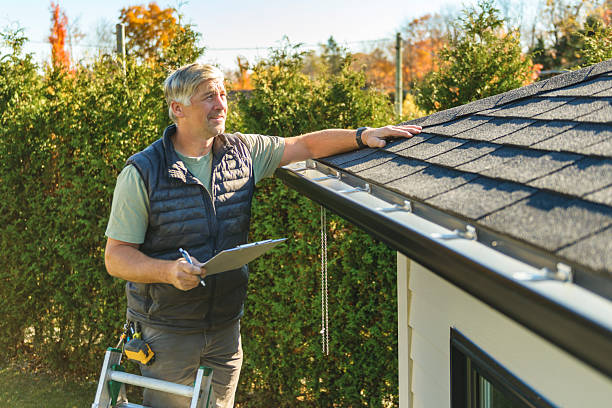 Professional Roof Replacement technician working in Jackson, TN